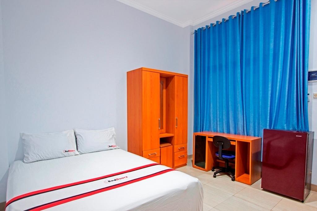 Reddoorz @ Plemburan Hotell Sleman  Exteriör bild