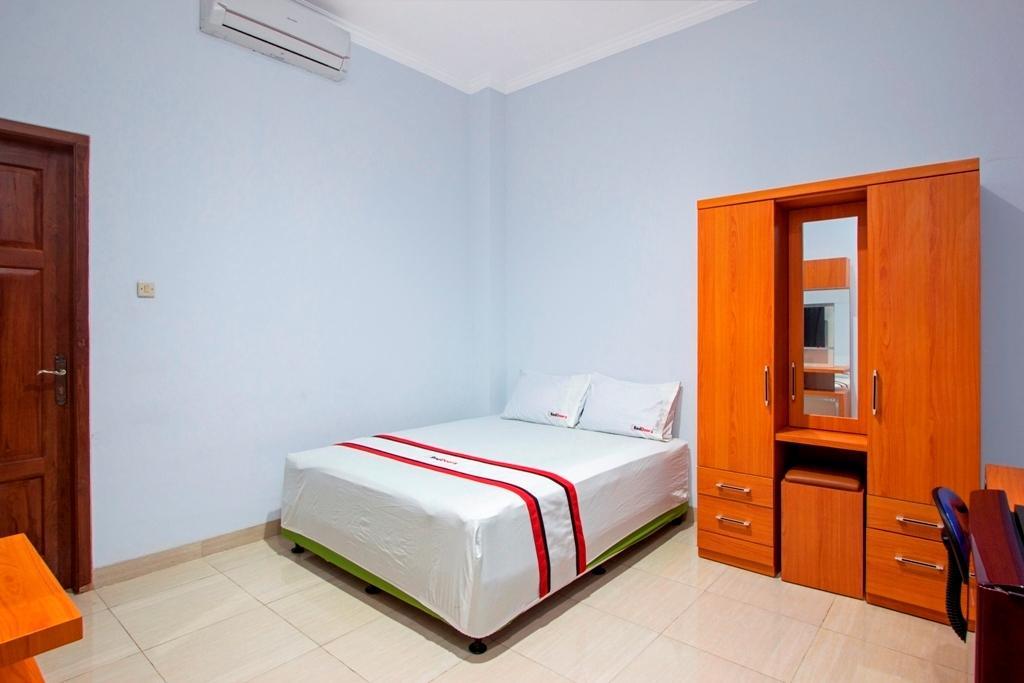 Reddoorz @ Plemburan Hotell Sleman  Exteriör bild